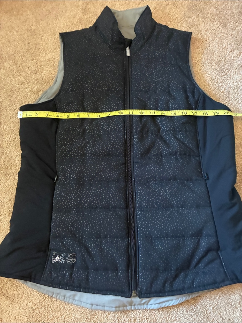 Women's Black Quilted Reversible Performance Vest - Lightweight Layer size large - Picture 5 of 9